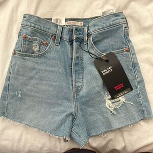 Levi’s distressed rib cage  shorts